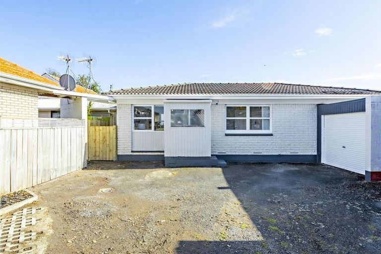Photo of property in 2/33a Halsey Road, Manurewa, Auckland, 2102