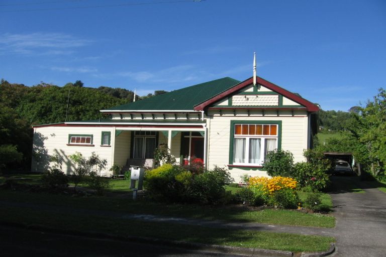 Photo of property in 1 Hinerangi Street, Te Kuiti, 3910