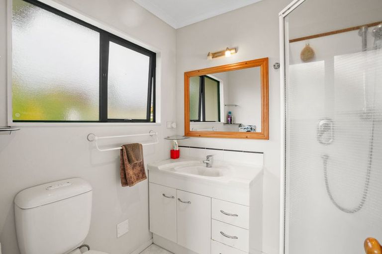 Photo of property in 397 Mangorei Road, Merrilands, New Plymouth, 4312