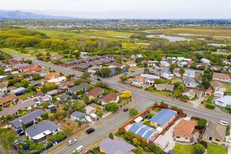 Photo of property in 1 Tapiri Street, Parklands, Christchurch, 8083