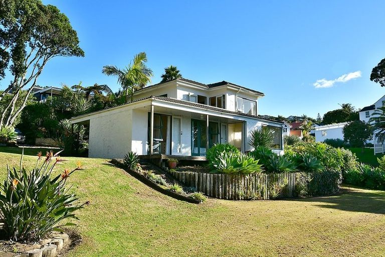 Photo of property in 81 Duncansby Road, Stanmore Bay, Whangaparaoa, 0932