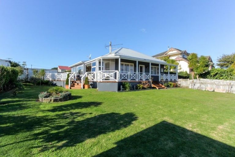 Photo of property in 6 Mouatt Street, Waitara, 4320