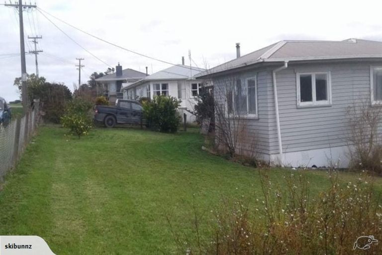 Photo of property in 50 Gorge Road, Maungaturoto, 0520