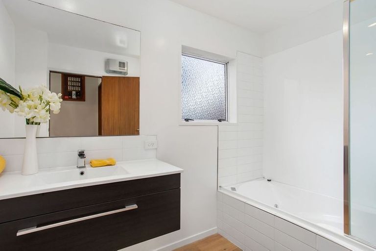 Photo of property in 49c Lakewood Drive, Burwood, Christchurch, 8083