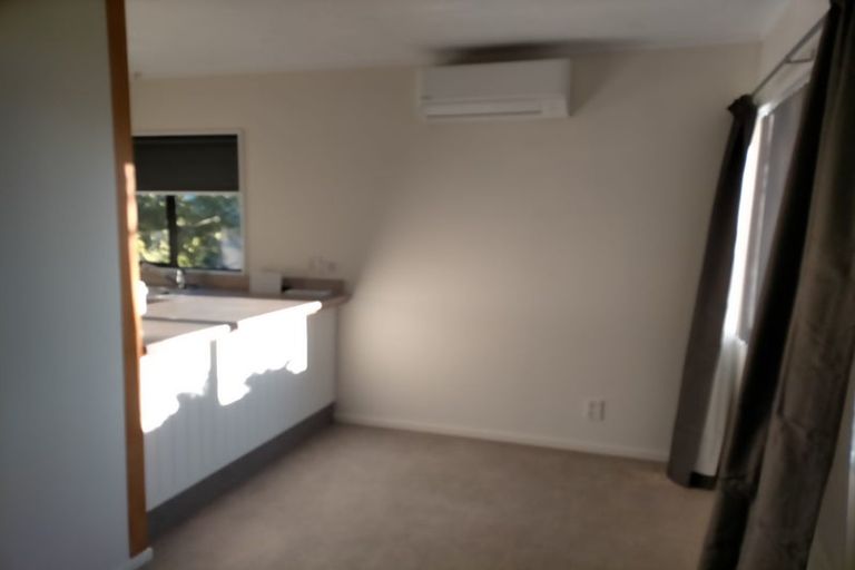 Photo of property in 9 Westridge, Camborne, Porirua, 5026