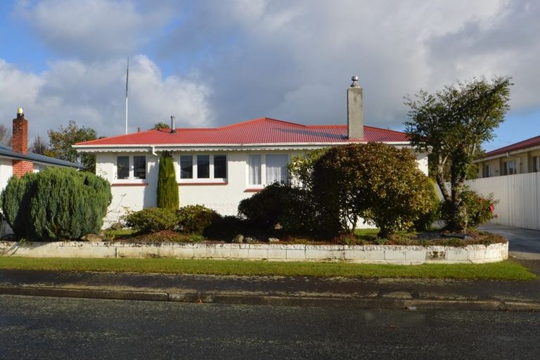 Photo of property in 45 Kinmont Crescent, Newfield, Invercargill, 9812