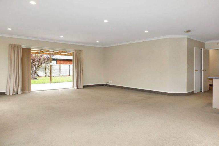 Photo of property in 6 Teppett Place, Foxton Beach, Foxton, 4815