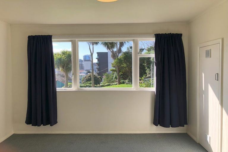 Photo of property in 93 Webb Street, Mount Cook, Wellington, 6011