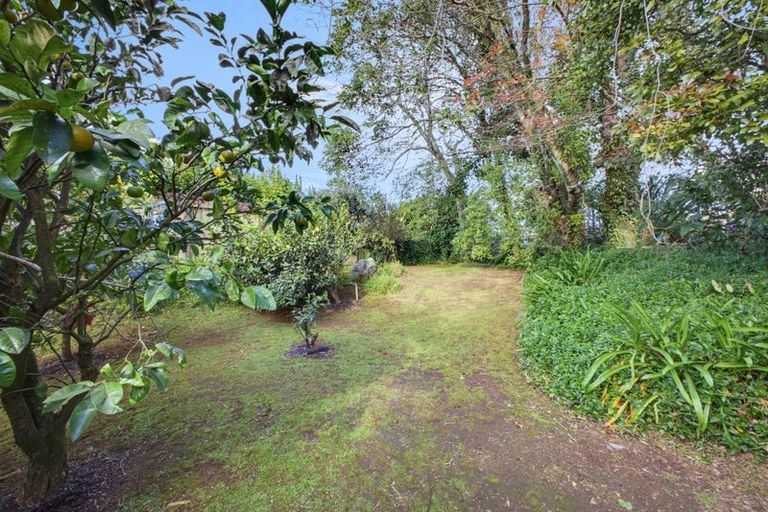 Photo of property in 1029 Junction Road, Egmont Village, 4371