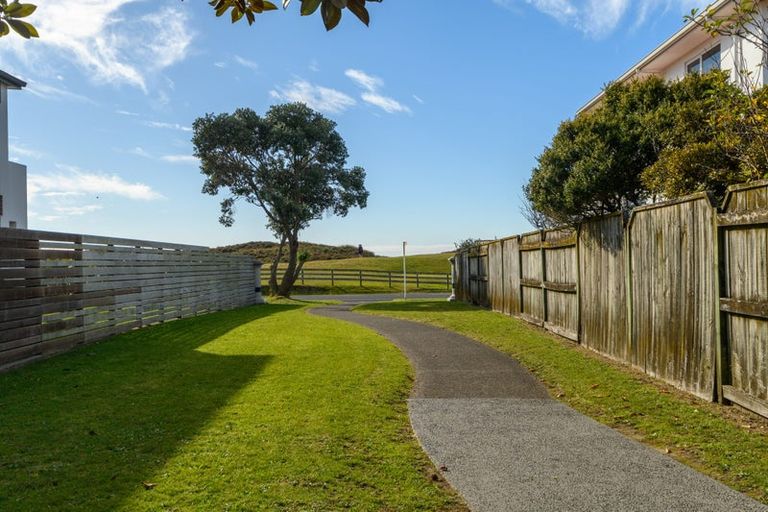 Photo of property in 8 Seychelles Drive, Papamoa Beach, Papamoa, 3118