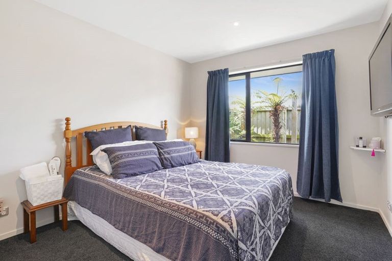 Photo of property in 22 Merrilees Place, Linwood, Christchurch, 8062