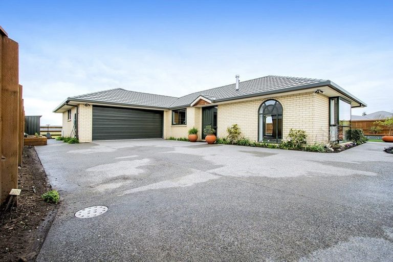 Photo of property in 4 Brockelbank Drive, Kaiapoi, 7630