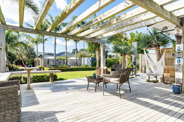 Photo of property in 6 Ti Tree Place, Mangawhai Heads, Mangawhai, 0505