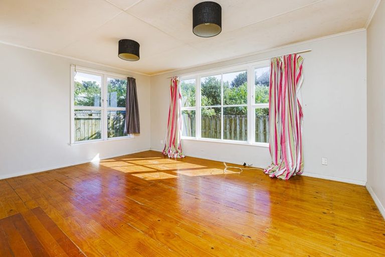 Photo of property in 10b Frank Hewitt Street, Pukekohe, 2120