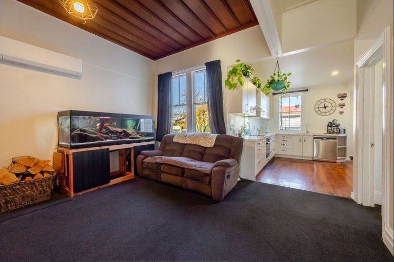 Photo of property in 61 Bibby Street, Waipawa, 4210