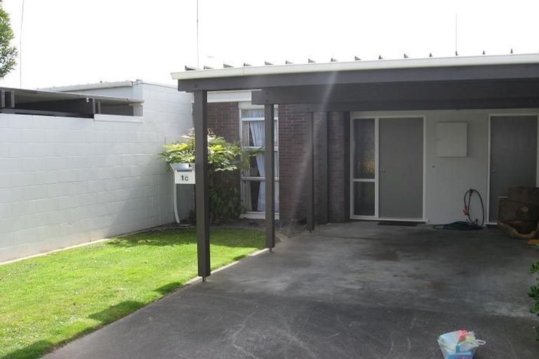 Photo of property in 1b Hereford Street, West End, Palmerston North, 4410
