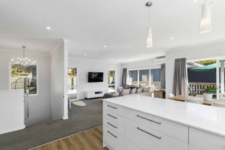 Photo of property in 2/16 Kelso Grove, Kelson, Lower Hutt, 5010