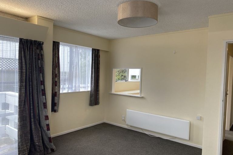 Photo of property in 5 Hawker Street, Mount Victoria, Wellington, 6011