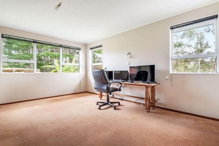 Photo of property in 318 Inland Road, Helensville, 0875