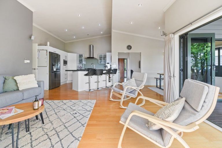 Photo of property in 82 Brymer Road, Grandview Heights, Hamilton, 3200