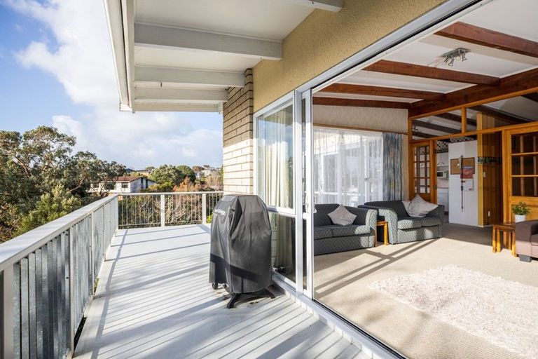 Photo of property in 3a Montana Place, Merrilands, New Plymouth, 4312