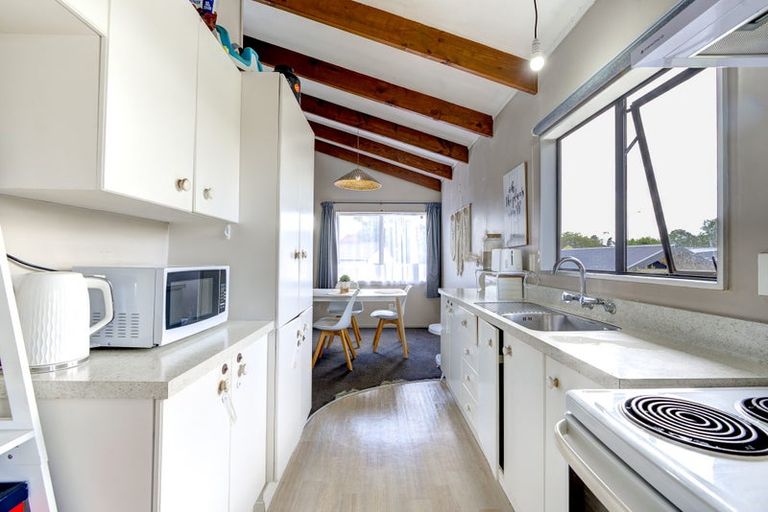 Photo of property in 8a Carey Street, Maeroa, Hamilton, 3200