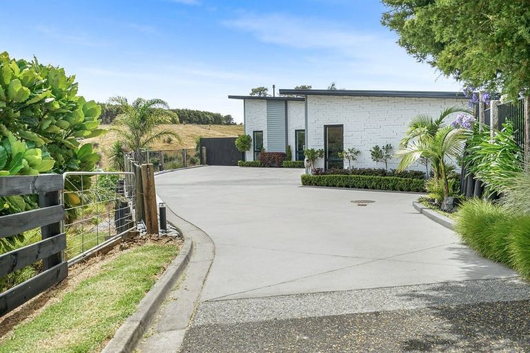 Photo of property in 224 Baverstock Road, Grandview Heights, Hamilton, 3200