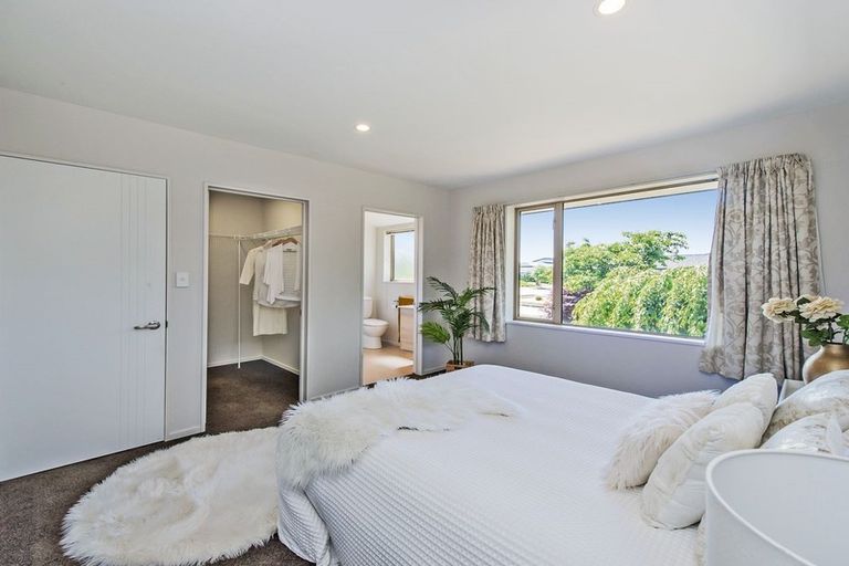 Photo of property in 4 Pipiri Street, Pegasus, 7612