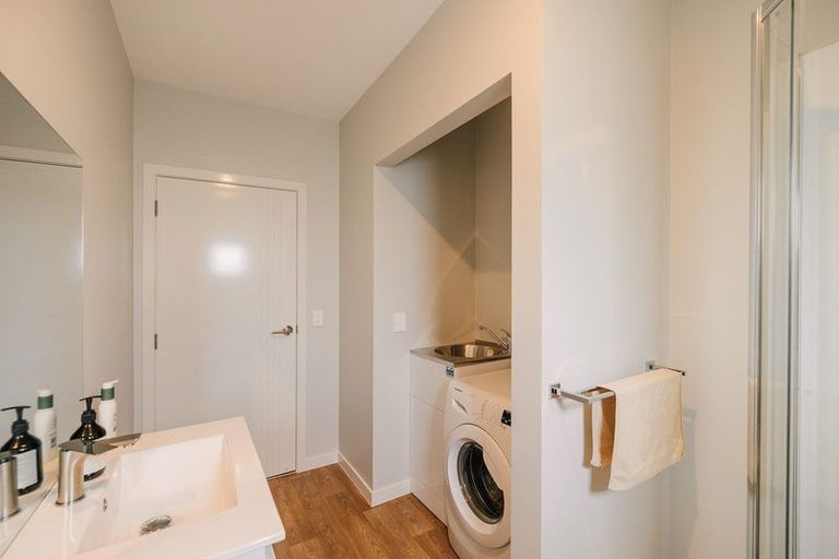 Photo of property in 8a Cuba Street, Takaro, Palmerston North, 4412