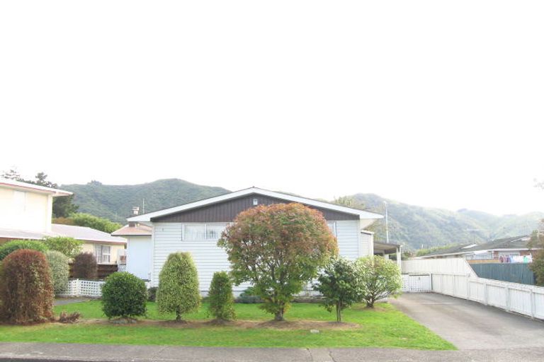 Photo of property in 25 Clouston Park Road, Clouston Park, Upper Hutt, 5018