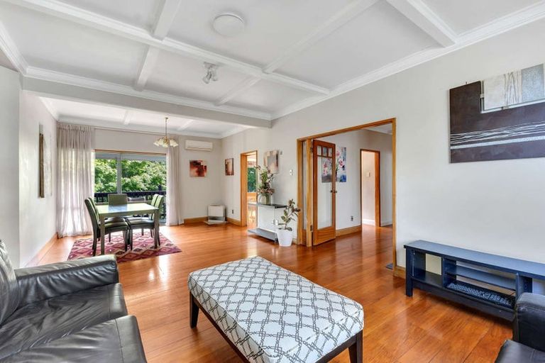 Photo of property in 47 Cameron Street, New Plymouth, 4310