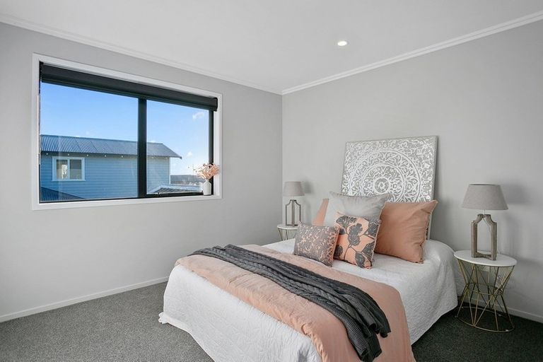 Photo of property in 33 Rose Leigh Drive, Cambridge, 3434