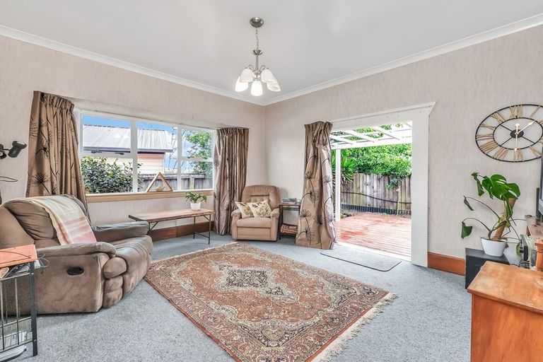 Photo of property in 2/38 Roberts Road, Hei Hei, Christchurch, 8042