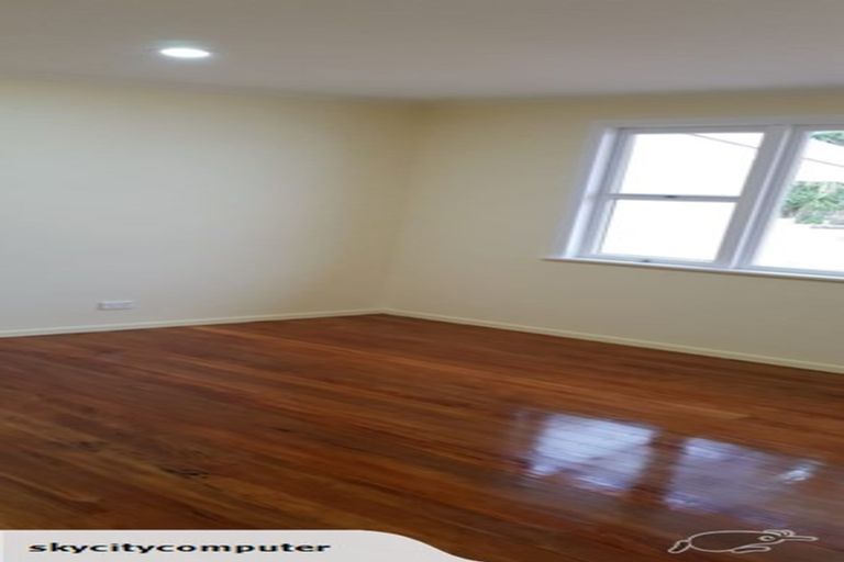 Photo of property in 108 Rathgar Road, Henderson, Auckland, 0610