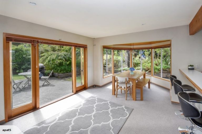 Photo of property in 56 Ellesmere Street, Ravensbourne, Dunedin, 9022