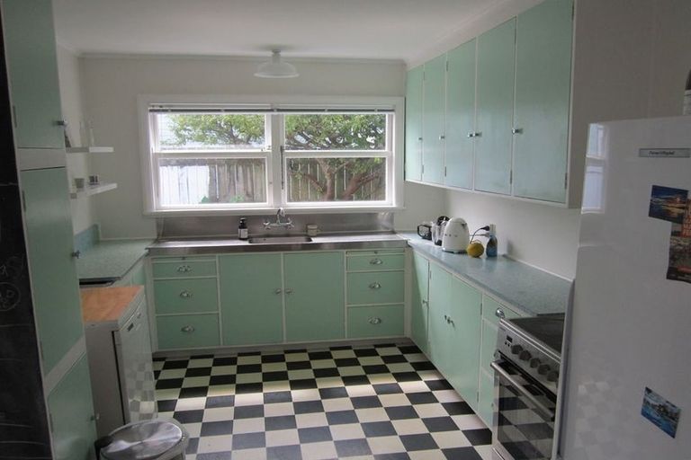 Photo of property in 57a Richmond Street, Petone, Lower Hutt, 5012