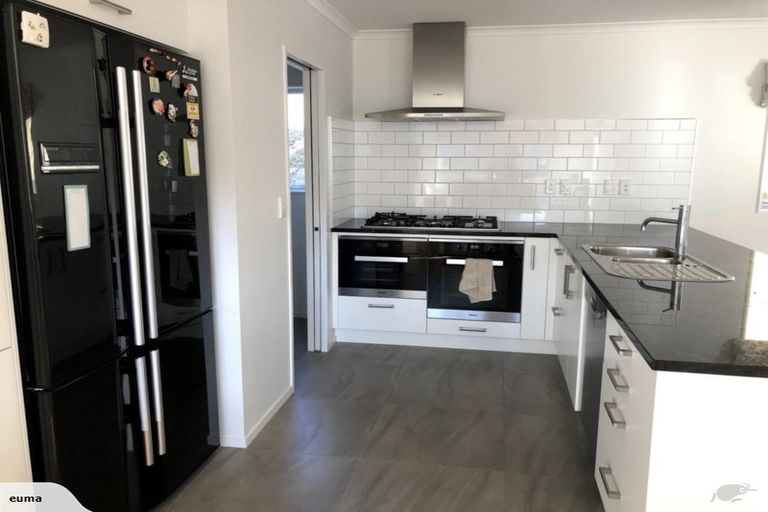 Photo of property in 5 Gatley Grove, Churton Park, Wellington, 6037