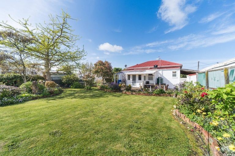 Photo of property in 7 Lambert Street, Marton, 4710