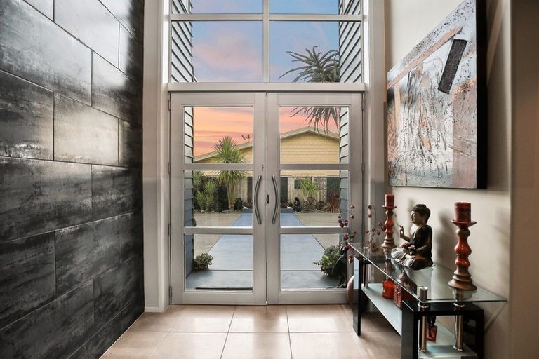 Photo of property in 66 Rototuna Road, Rototuna, Hamilton, 3210