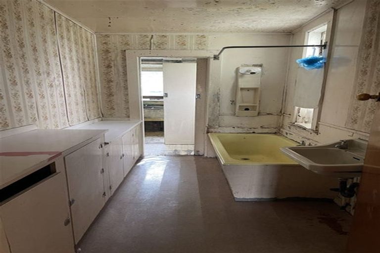 Photo of property in 127 Kakaramea Road, Kakaramea, Patea, 4598