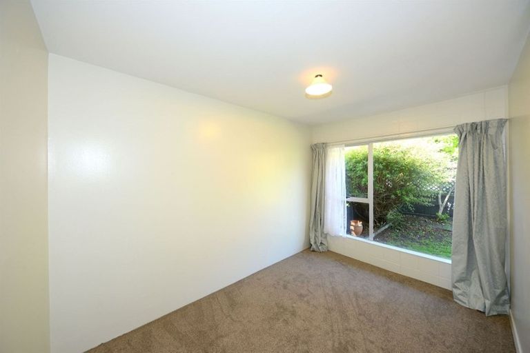 Photo of property in 63 Main Road, Redcliffs, Christchurch, 8081