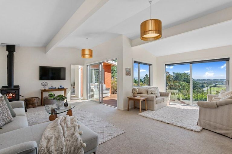 Photo of property in 831 Cashmere Road, Halswell, Christchurch, 8025