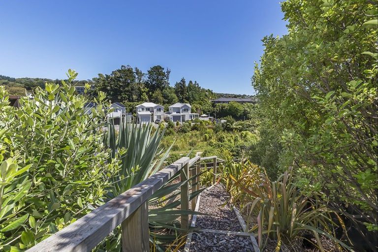 Photo of property in 35 Flotilla Place, Whitby, Porirua, 5024