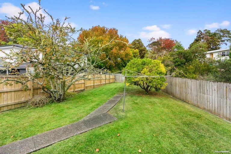 Photo of property in 14 Blenheim Street, Glenfield, Auckland, 0629
