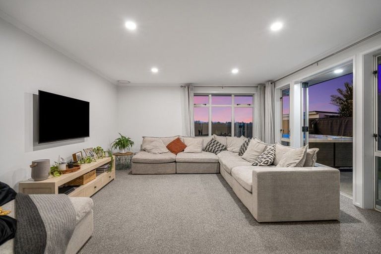 Photo of property in 44 Kakapo Place, Pyes Pa, Tauranga, 3112