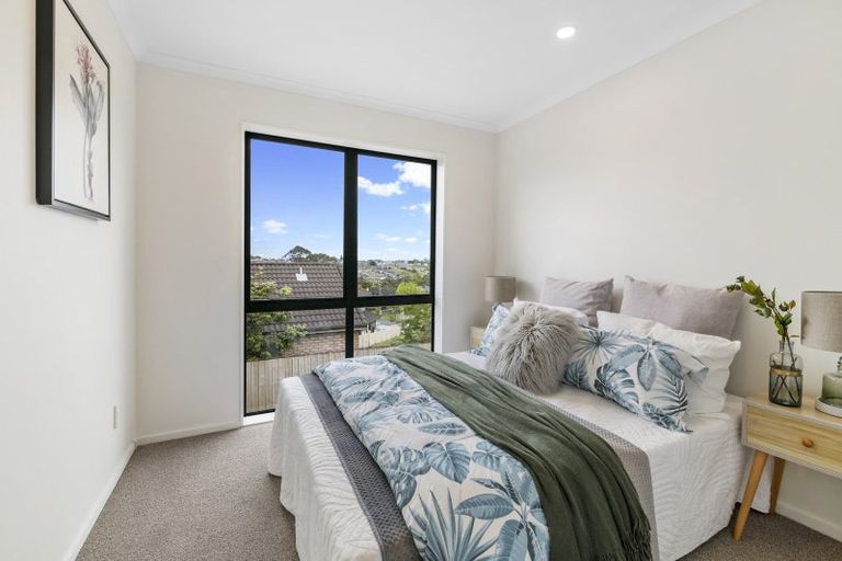 Photo of property in 9 Travis View Drive, Fairview Heights, Auckland, 0632
