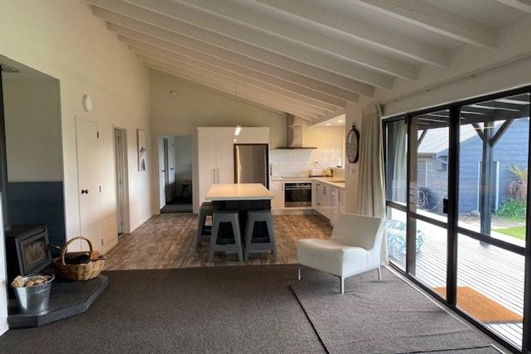 Photo of property in 38 Reeve Drive, Havelock North, 4130