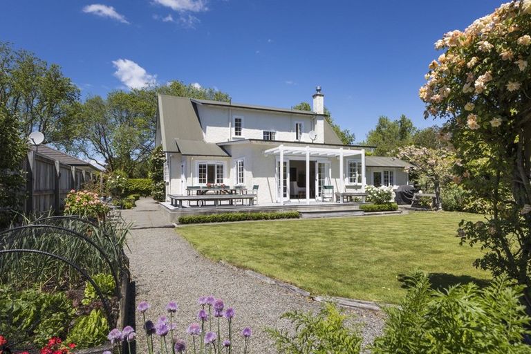 Photo of property in 31 Elmira Avenue, Hokowhitu, Palmerston North, 4410