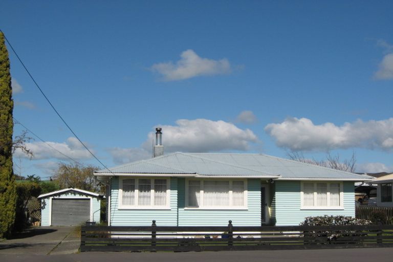 Photo of property in 9 Hunia Street, Marton, 4710