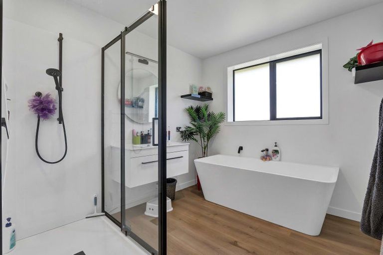 Photo of property in 123 Princess Street, Waitara, 4383